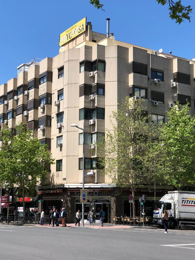 Atico Puerta De Europa Apartment Madrid Exterior photo